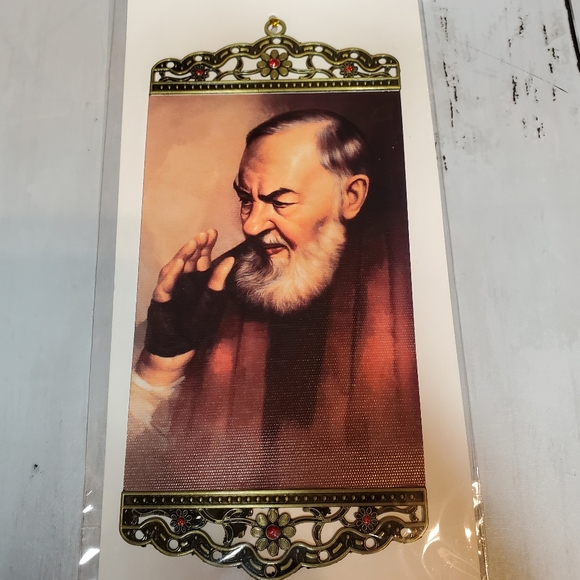 St. Pio of Pietrelcina wall art. - Picture 2 of 6